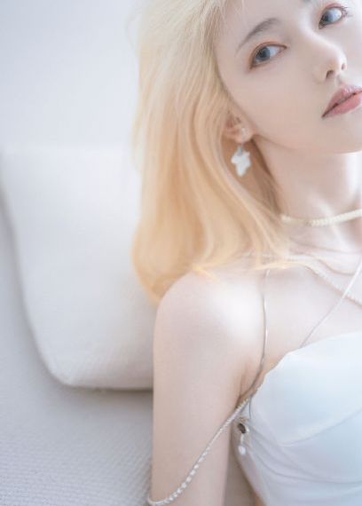 女教师的凌唇教室在线观看