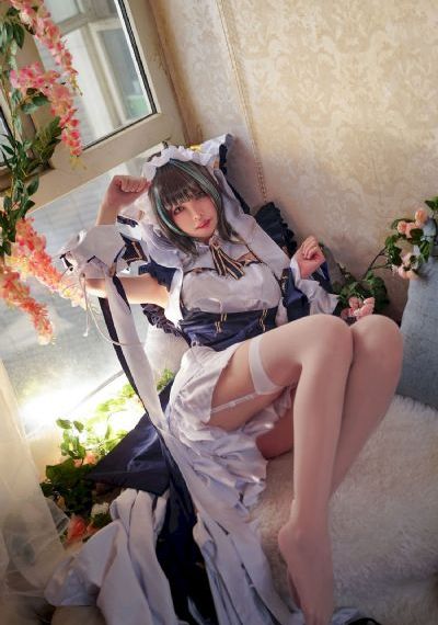 巜隔壁练瑜伽的人妻