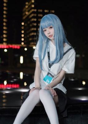 女邻居2