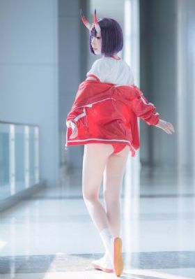 电影不可告人